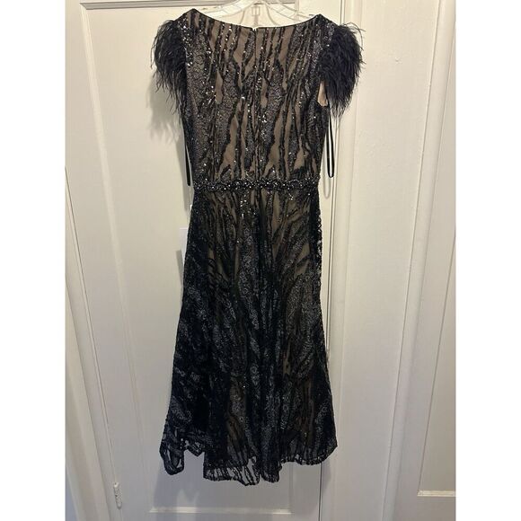 Mac Duggal 79339 Black Sleeveless V-neck Tea Length Cocktail Dress Feather Sz 8 - Picture 6 of 8